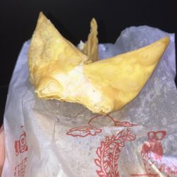 Men At Wok - Cross section of 14. Cheese Crab Rangoon
