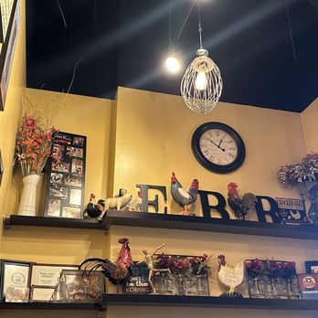 Early Bird Restaurant - Bradburn - Vibe setting - Breakfast & Brunch Near Me - Westminster, Colorado