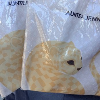Auntea Jenny - cute bag too! - Bubble Tea Near Me - Irvine, California
