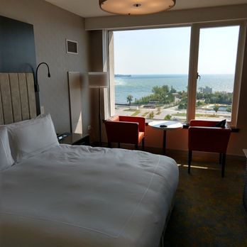 Hotel X Toronto - Room 0818 with lakeside view. - Hotels Near Me - Toronto, Ontario Hotel X Toronto - Room 0818 with lakeside view. - Hotels Near Me - Toronto, Ontario