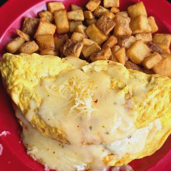 Big Red Cafe - Cajun Omelet with shrimp, grab and sausage with peppers, onions, cheese and Jalapeño peppers.  Very tasty - American Near Me - Destin, Florida