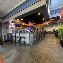 Parker's Smokehouse - Bar area