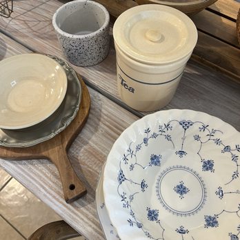 Arias Vintage - Some kitchenware - Used, Vintage & Consignment Near Me - Whittier, California