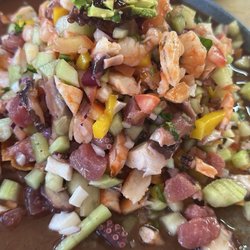 La Mariskeña - Una tostada con una miche