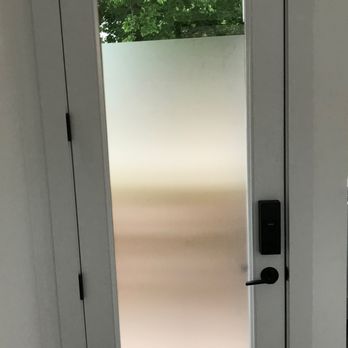 Mirage Window Film - Window film accentuates the greenery while providing privacy. - Home Window Tinting Near Me Mirage Window Film - Window film accentuates the greenery while providing privacy. - Home Window Tinting Near Me