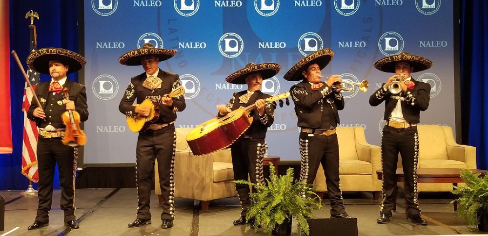 MARIACHI AZTECA DE ORO - Updated February 2026 - 16 Photos - 5851 W