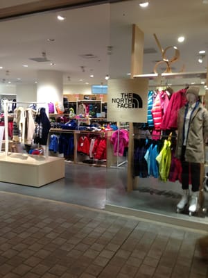 ザ ノース フェイスプラス Sports Wear 玉川2丁目21 1 世田谷区 東京都 Japan Phone Number Yelp