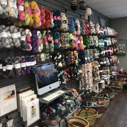 Knit2 Yarns
