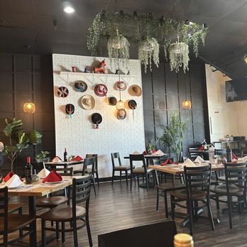 Chicha Peruvian Kitchen - Interior. - Peruvian Near Me - Roseville, California