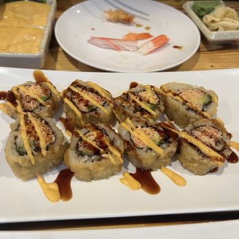Wako Japanese Cuisine - Sushi Bars Near Me - Murfreesboro, Tennessee