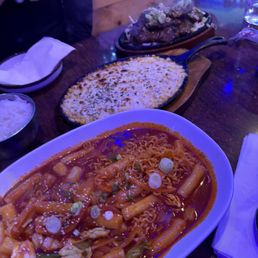 Rice cakes with ramen, corn cheese, beef short rib Rice cakes with ramen, corn cheese, beef short rib