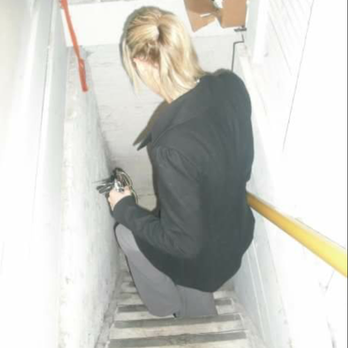 River City Property Services - The trash lining the stairs is 1 of the things said resulted in cleaning charges. This was taken 4 months before we moved in. - Home Inspectors Near Me