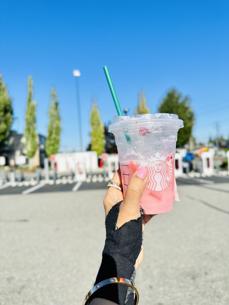 TESLA SUPERCHARGER Updated August 2024 405 SE Everett Mall Way