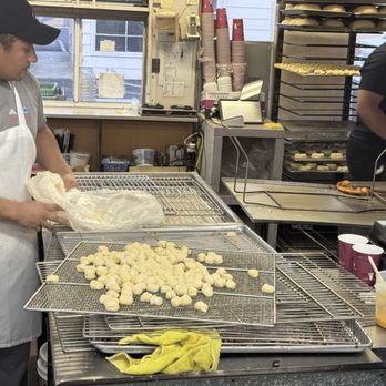 ABC Donuts - Love seeing items made fresh - Donuts Near Me - Downey, California ABC Donuts - Love seeing items made fresh - Donuts Near Me - Downey, California