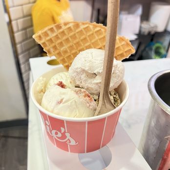 Millie's Homemade Ice Cream - Delicious ice cream and sweet people! - Ice Cream & Frozen Yogurt Near Me - Pittsburgh, Pennsylvania Millie's Homemade Ice Cream - Delicious ice cream and sweet people! - Ice Cream & Frozen Yogurt Near Me - Pittsburgh, Pennsylvania