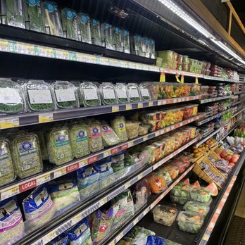 Sprout Culture Microgreens - a woman shopping in a grocery store - Health Markets Near Me - Asheville, North Carolina Sprout Culture Microgreens - a woman shopping in a grocery store - Health Markets Near Me - Asheville, North Carolina