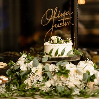 Labo Culinaire Foodlab - a wedding cake and desserts - Canadian (New) Near Me - Montreal, Quebec