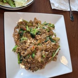 Pad See Ew (L) Pad See Ew (L)