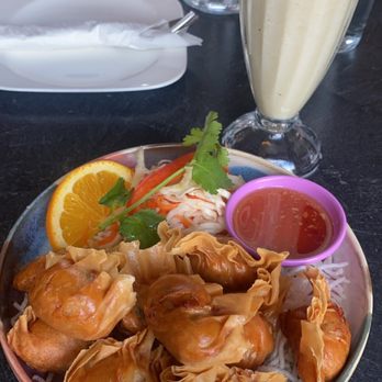 Nimman Thai Cuisine - Shrimp pad Thai, spicy beef with house salad, shrimp fried dumplings and a banana shake - Thai Near Me - Toronto, Ontario Nimman Thai Cuisine - Shrimp pad Thai, spicy beef with house salad, shrimp fried dumplings and a banana shake - Thai Near Me - Toronto, Ontario