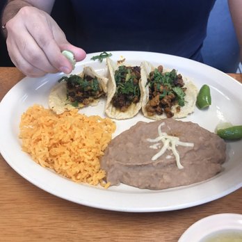3 Niñas - Tacos de Pastor - Mexican Near Me - Hurst, Texas