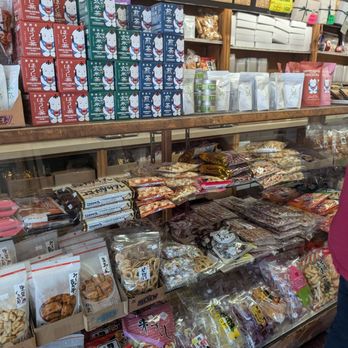 Fugetsu-Do - Candy Stores Near Me - Los Angeles, California Fugetsu-Do - Candy Stores Near Me - Los Angeles, California