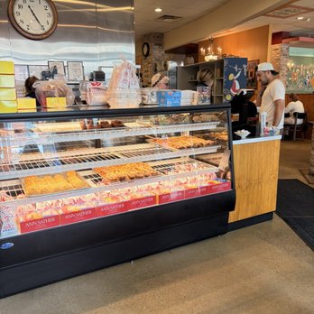 Ann Sather - Pickup counter - Breakfast & Brunch Near Me - Chicago, Illinois Ann Sather - Pickup counter - Breakfast & Brunch Near Me - Chicago, Illinois