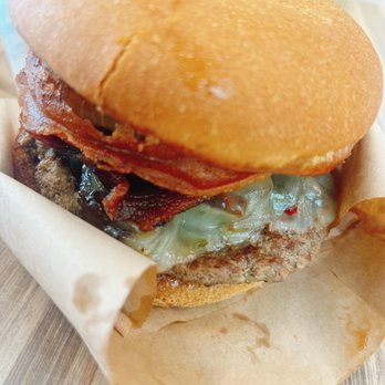 Papa Chops Eatery - Bull rider burger - Gluten-Free Near Me - Grand Rapids, Michigan