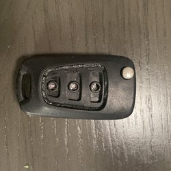 Wolff Co Locksmith - Car key that needed to be repaired.