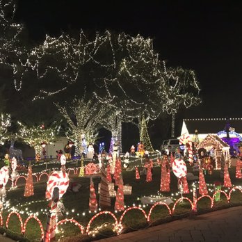 The Ultimate Christmas Lights House - Festivals Near Me - Clearwater, Florida The Ultimate Christmas Lights House - Festivals Near Me - Clearwater, Florida