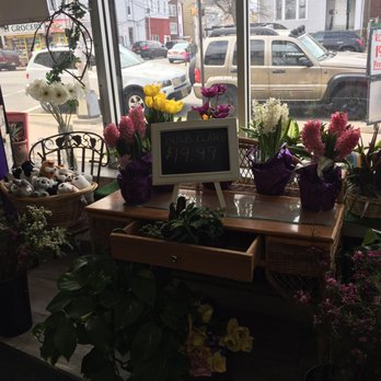 Joseph's Florist - Florists Near Me - Cy, New Jersey