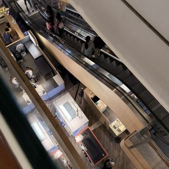 K11 廣場 - Shopping Centers Near Me - Hong Kong, HK