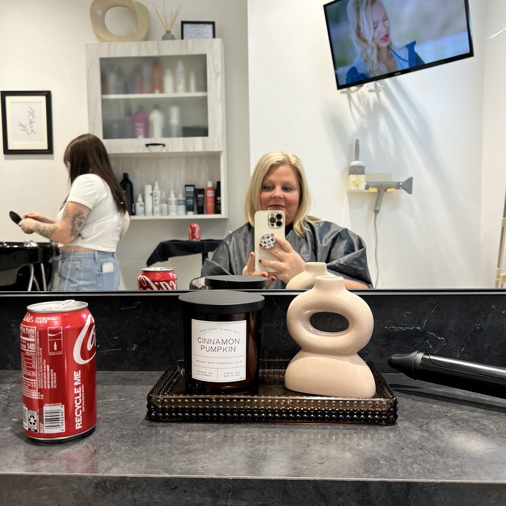 502 Salon - Fresh blow out. Super cute and cozy salon. Madison is the best!!! - Hair Salons Near Me - Omaha, Nebraska