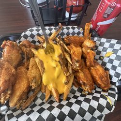 O's Burgers & More - 10 bone-in wings, chili cheese fries
