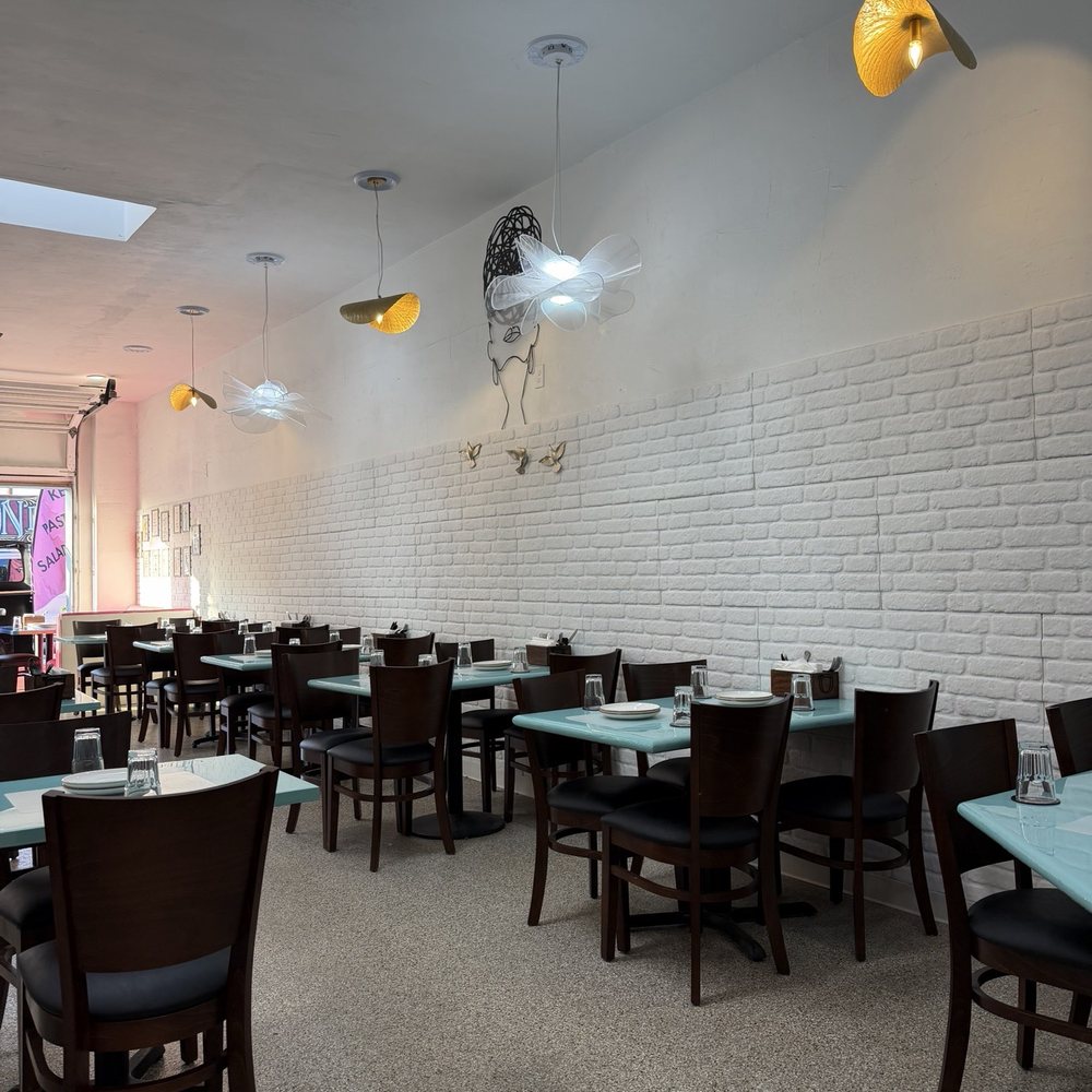 Cali Social Cafe - Dining room side - from the back - Indian Near Me - San Diego, California Cali Social Cafe - Dining room side - from the back - Indian Near Me - San Diego, California