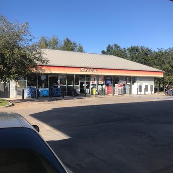 RaceTrac - a view of the outside of a gas station - Gas Stations Near Me - Sanford, Florida RaceTrac - a view of the outside of a gas station - Gas Stations Near Me - Sanford, Florida