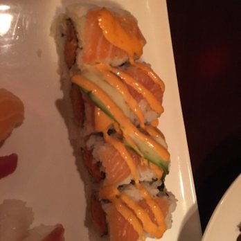 Super Ninja - This gem had a sliver of avocado to share for us to use on the entire toll. Note the tiny specks of topped fish. - Japanese Near Me - Virginia Beach, Virginia Super Ninja - This gem had a sliver of avocado to share for us to use on the entire toll. Note the tiny specks of topped fish. - Japanese Near Me - Virginia Beach, Virginia