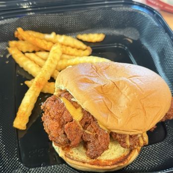 Dave's Hot Chicken - Chicken Shop Near Me - El Cajon, California Dave's Hot Chicken - Chicken Shop Near Me - El Cajon, California