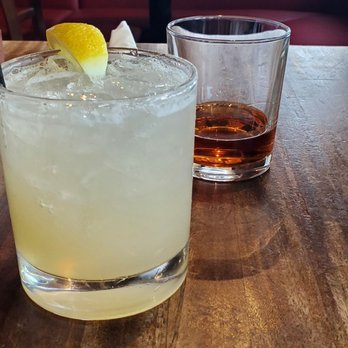Tomatina - Hard peach Lemonade - Pizza Near Me - Santa Rosa, California Tomatina - Hard peach Lemonade - Pizza Near Me - Santa Rosa, California