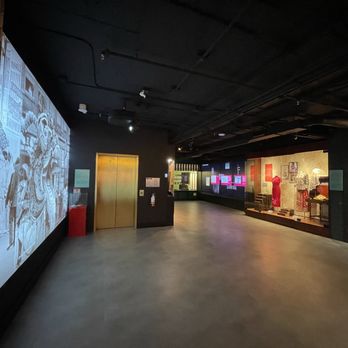 Chinatown Storytelling Centre - The new learning lab at the Chinese storytelling centre - Museums Near Me - Vancouver, British Columbia Chinatown Storytelling Centre - The new learning lab at the Chinese storytelling centre - Museums Near Me - Vancouver, British Columbia