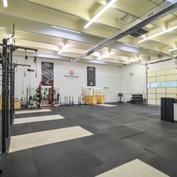 Forge Fitness - Accessory Gym for Personal Training, Open Gym, Lifting, and Phoenix Classes.