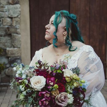 Sparkle Bridal Couture - Bridal Near Me - Sacramento, California