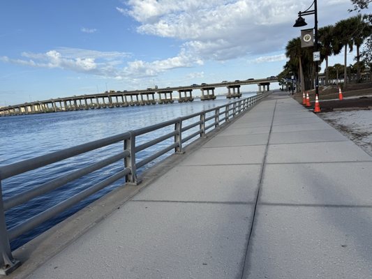 Riverwalk by null