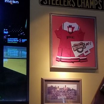 Glory Days Grill - Pittsburg fans only - American Near Me - Lorton, Virginia