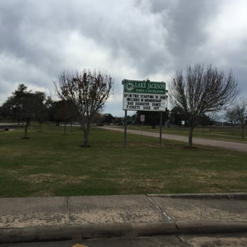 Lake Jackson Recreation Center - The Park - Recreation Centers Near Me - Lake Jackson, Texas
