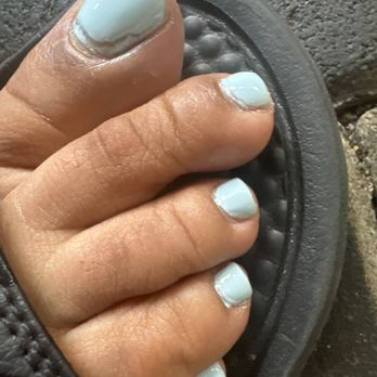 Endless Nail & Spa - Bad polish job- lack of a good pedicure nail prep before polish - Nail Salons Near Me - Smyrna, Georgia