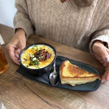 Eves Eatery - Cauliflower soup and grilled cheese! - Pizza Near Me - Carson City, Nevada