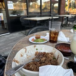 El Porton - Birria bowl Coke