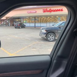 Walgreens - Exterior