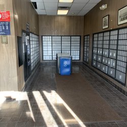 US Post Office - Outside lobby