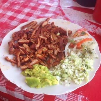 La Bendición de Dios - Plato de asada y guarniciones por 70 pesos. Muy pequeño :( - Cafeteria Near Me - Bacalar, ROO La Bendición de Dios - Plato de asada y guarniciones por 70 pesos. Muy pequeño :( - Cafeteria Near Me - Bacalar, ROO